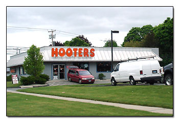 Hooter's Restaurant Milford